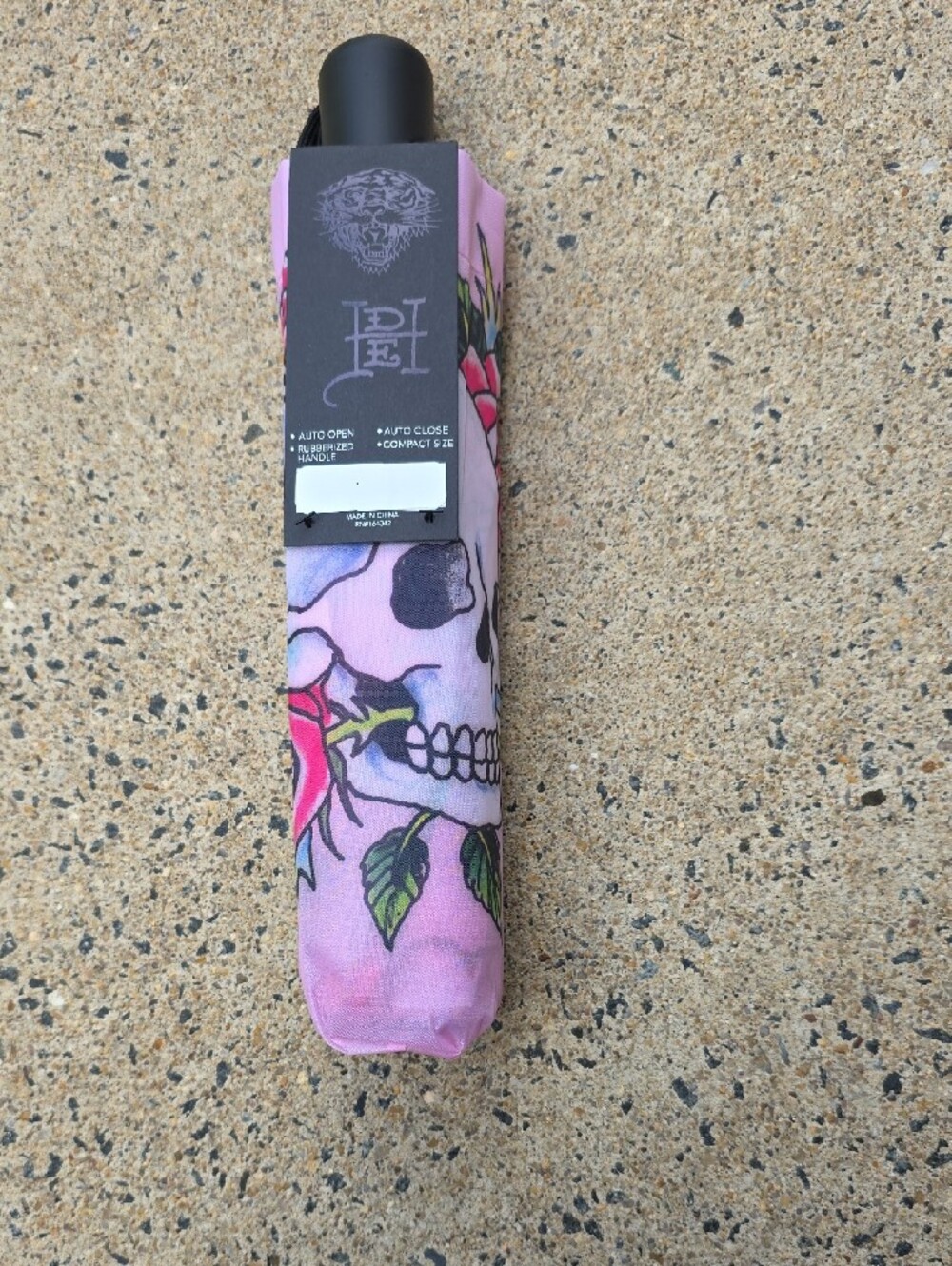 Ed Hardy Skull & Roses Umbrella - Picture 6 of 6